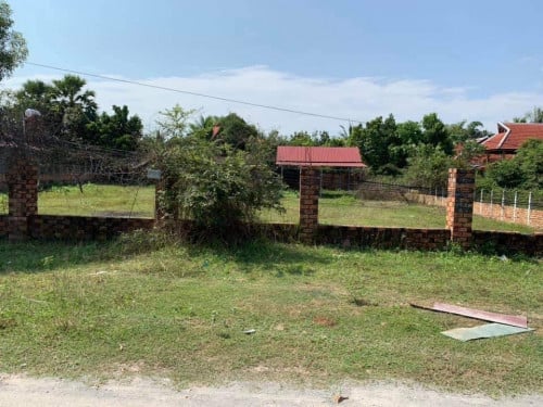 ដីលក់សៀមរាប