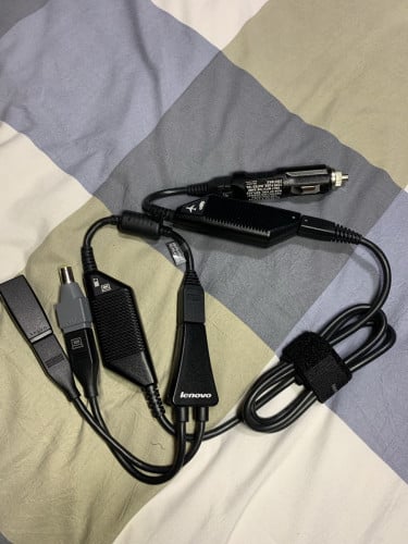 Lenovo 90W AC/Dc Adaptorហ្សីនថ្មី មានឌុយដោយសាកតាមយន្តហោះ​នឹងឡានបាន។ នឹងអាចដោយភ្លេីងប្រេីផ្ទាល់ក៏បាន