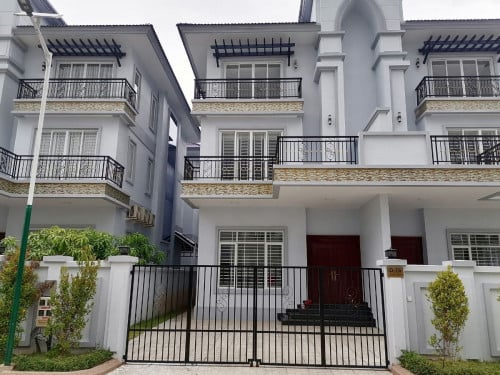 ផ្ទះសំរាប់លក់បន្ទាន់(Villa for Sale)