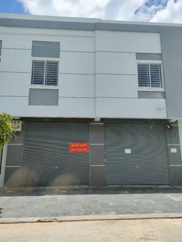 ថោកបំផុត ផ្ទះ2ល្វែងចូលគ្នាក្នុងបុរីពិភពថ្មីគួរស្រូវ1 លក់ក្រោមទីផ្សារ តំលៃ 80,000