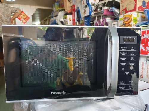 Panasonic NN-SM34HM ( New Microwave Oven 25L,   ម៉ាស៊ីនកំ​ដៅម្ហូបនិងអាំងសាច់)