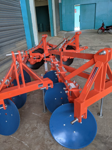 ត្រាក់ទ័រ គូបូតា (Kubota)