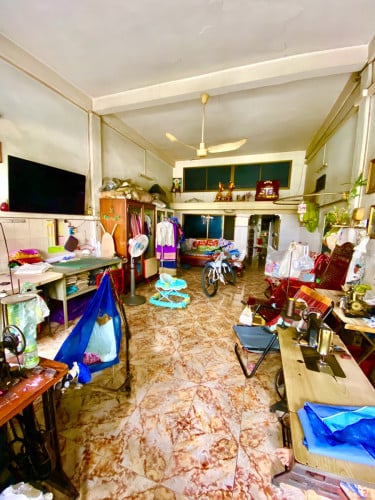 House (1st FL) for sales