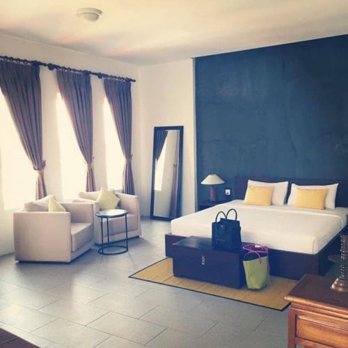 Hotel For Rent At Chamkamorn Area, 50Rooms, 20,000$ Per Month