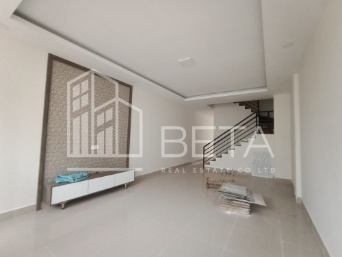 Urgently Townhouse with 4 Bedrooms for Sale 175,000USD