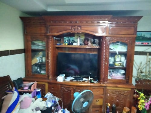 លក់ទូតាំង