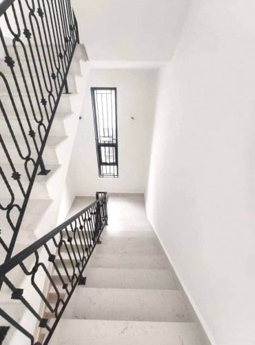 Queen villa for Sale in Chip Mong 598 ( Park Land )