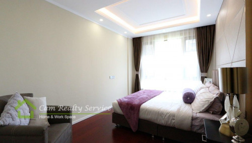 Modern style 2 bedrooms serviced apartment for rent with BIG GARDEN, BIG SWIMMING POOL and gym