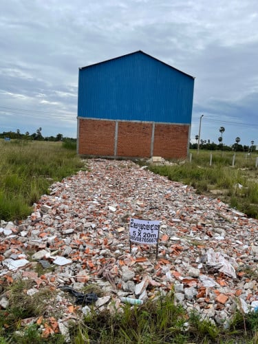 ដីលក់បន្ទាន់ ខាងមុខផ្សារព្រែកជ្រៃ ខណ្ឌដង្កោ