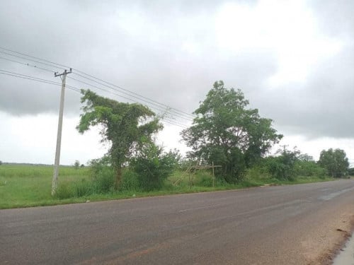 ដីលក់នៅជាប់ផ្លូវជាតិលេខ8 ទំហំ10ហិតា ជាប់ព្រំដែនវៀតណាម