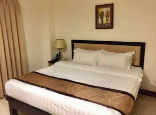 Hotel For Rent Near Riverside, Khan Daun Penh, 09Floors, 98Rooms, 27,000$ Per Month