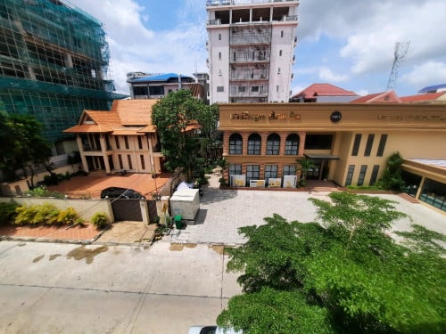 ផ្ទះលក់ លើផ្លូវ ៥៩៦ សង្កាត់បឹងកក់ 2 ខណ្ឌទួលគោក