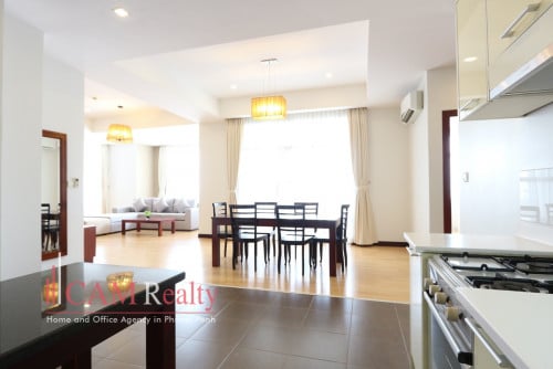 Tonle Bassac area | Luxurious 2 bedrooms serviced apartment for rent | Pool, gym & sauna