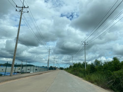 ដីលក់បន្ទាន់ 8X20