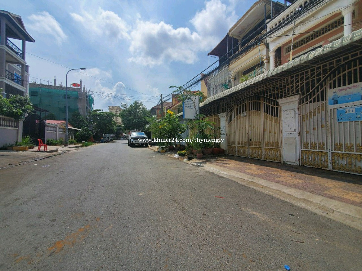Land for sell ToulKork Price 600000.00 in Boeng Kak Muoy, Tuol Kouk, Phnom Penh, Cambodia Thy