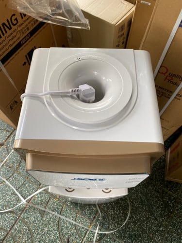 LSK (PO-D688)(New Water Dispenser, ធុងផ្កាប់ទឹកក្តៅនិងត្រជាក់ថ្មីម៉ាកLSK)