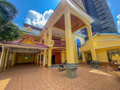 4 bedrooms Villa available for rent in 7 Makara Area (DN)