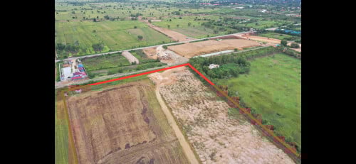 ដីសម្រាប់លក់ ផ្លូវជាតិលេខ 5 ក្បែរផ្លូវអាស៊ានហាយវេវាងក្រុង