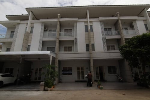 ផ្ទះលក់បន្ទាន់ House for Sale