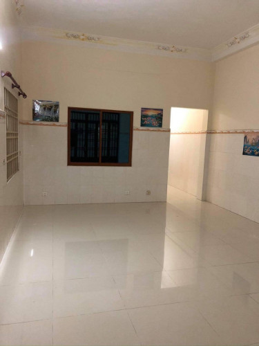 ផ្ទះល្វែងលក់បន្ទាន់