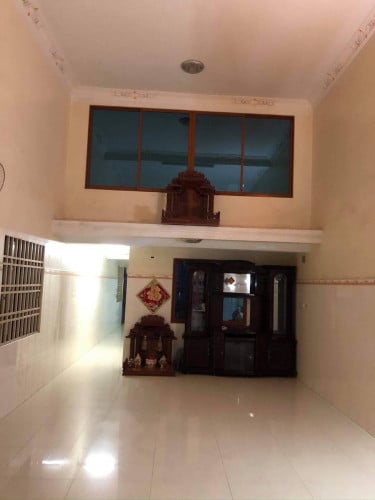 ផ្ទះល្វែងលក់បន្ទាន់