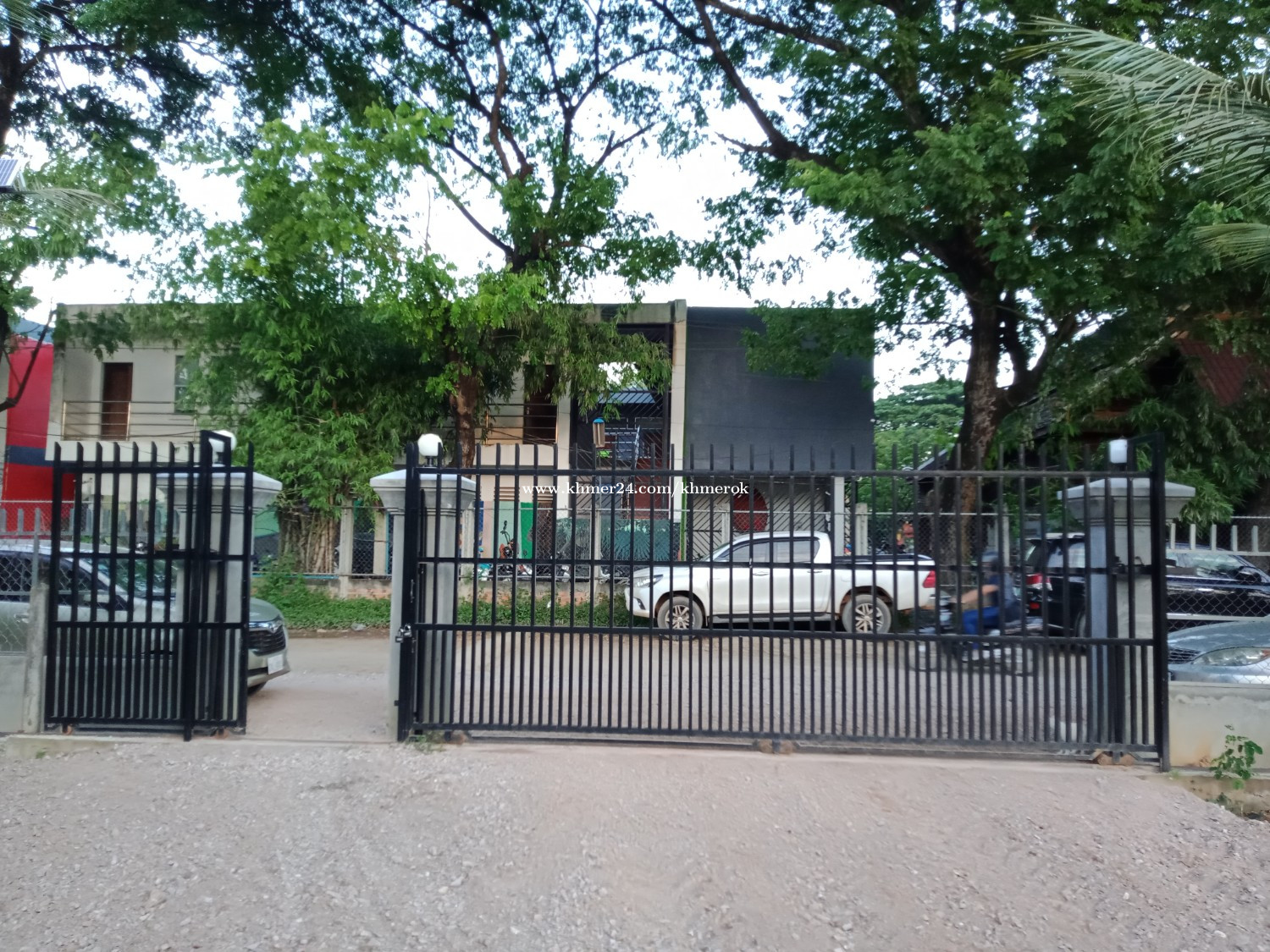 ដីលក់ក្នុងក្រុងបាត់ដំបង (Land for Sale in Battambang City) in Ou Char