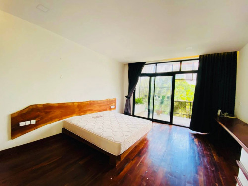 Swimming Pool Villa For Rent In Elite Town, Koh Pich, 03 Floors, 05-06 Bedrooms, 6,000$