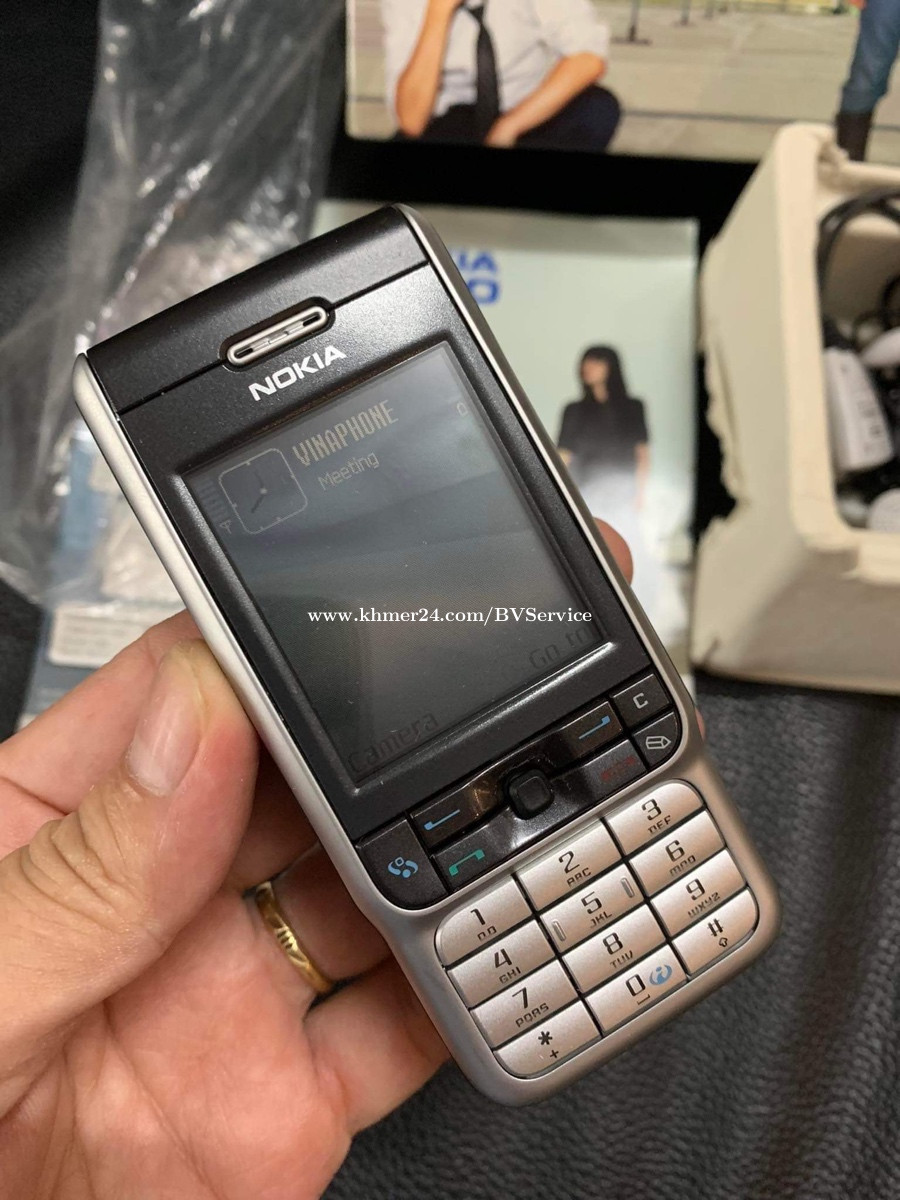 Nokia 3230 99 full box original vintage Price 280 in Phnom Penh
