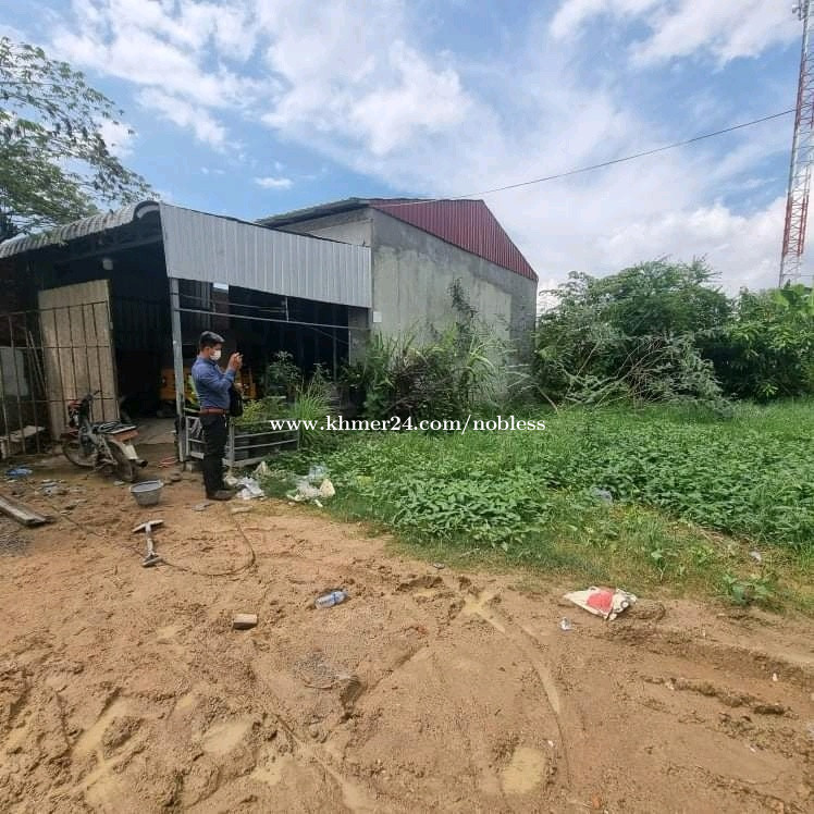 Land for Sale 4.2m x 14m front of Phnom Penh Airport in Samraong Kraom, Por Senchey, Phnom Penh