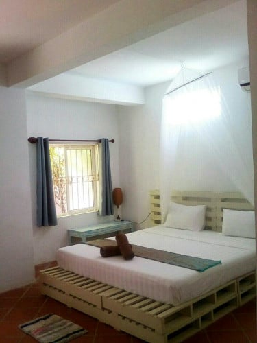 ម៉ាណូហា វីឡា Manoha Villa