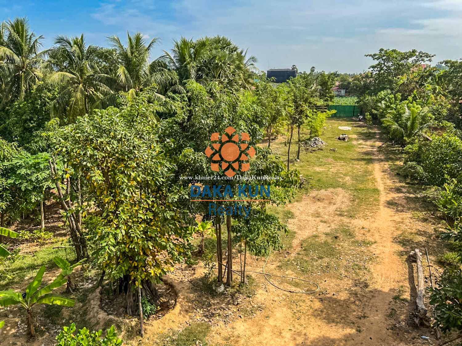 ដី និងផ្ទះលក់នៅភូមិបឹង, ក្រុងសៀមរាប/Land and House Sale in Siem Reap