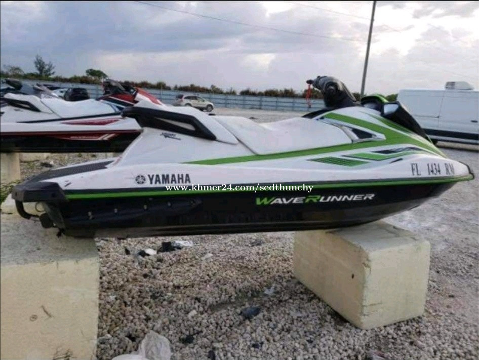 Jet ski for sale Yamaha VX WaveRunner 2018170 horse power Good