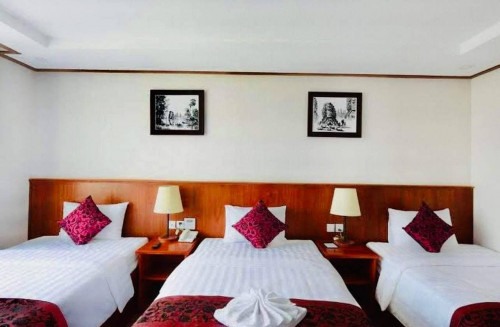 Hotel-Apt For Rent At Near Chamkamorn Area, 11Floors, 38,000$ Month