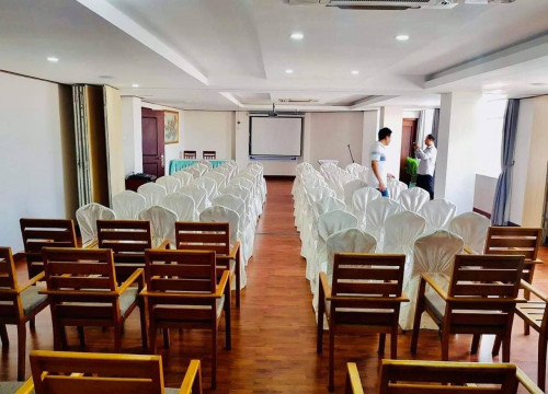 Hotel-Apt For Rent At Near Chamkamorn Area, 11Floors, 38,000$ Month