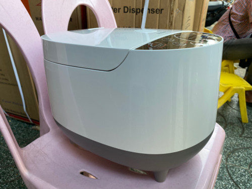 PHILLIPS  ( HD4515)( New rice cooker 1,8L,  ឆ្នាំងដាំបាយថ្មីទំហំ1,8លីត្រ ឆ្នាំកំរាស 3 mm)