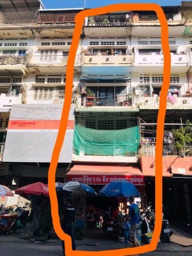 ផ្ទះជិតផ្សារថ្មីរ កណ្តាលទីក្រុង 800.000 ទំហុំ4×20