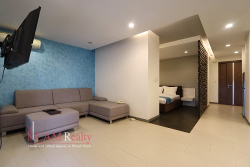 【日本語もOk】Chroy Changvar | Modern style studio serviced apartment for rent