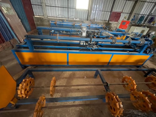 លក់ឡៃឡុង ម៉ាស៉ីន ត្បាញសំណាញ់ នៅថ្មី