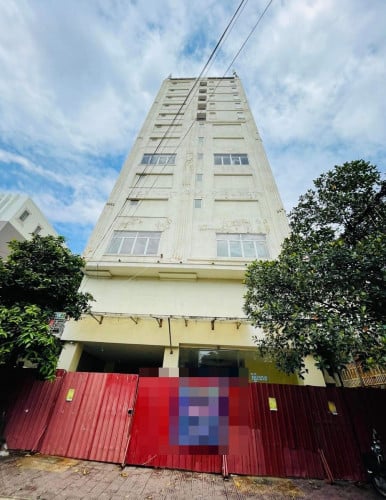 Building-KTV-Hotel For Rent Close To Mao Tse Toung BLVDL, KTV Rooms: 20 Rooms, 30 Rooms, 20,000$