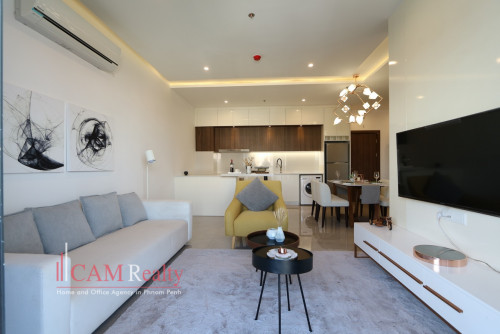 Luxurious 2 bedrooms serviced apartment for rent in Chroy Changvar