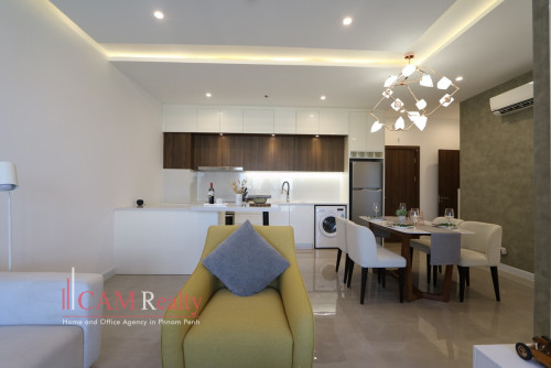 Luxurious 2 bedrooms serviced apartment for rent in Chroy Changvar