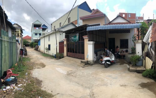 ផ្ទះលក់ 4.2m X 20m