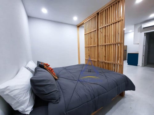 Modern & Newly apartment studio room with elevator for rent near Olympia mall, Phnom Penh Tower