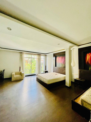 Modern Boutique Hotel 4 Rent Near Independent Monument,04 Floors, 20 Rooms, 12,000$ Per Month, Pool