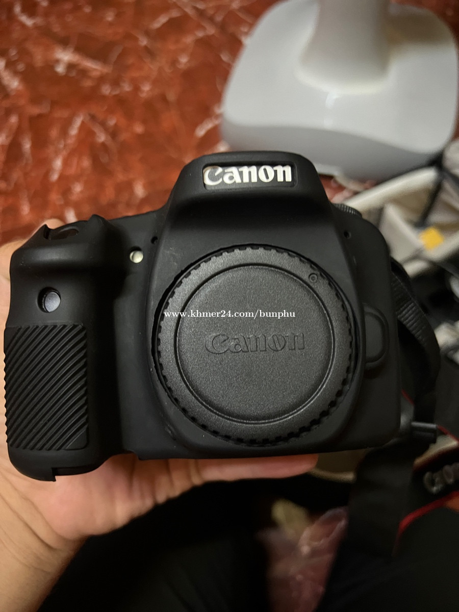 Camera canon 80D Price 850.00 in Koh Kong, Cambodia Bun Phu