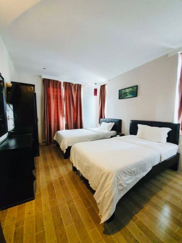 Hotel For Rent Near Independence Monument, 08 Floors, 35Rooms, 12,000$ Per Month