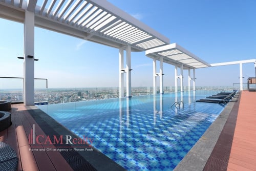 BKK3 area | Luxurious 2 bedrooms apartment for rent | Pool, gym, steam, sauna & sky bar