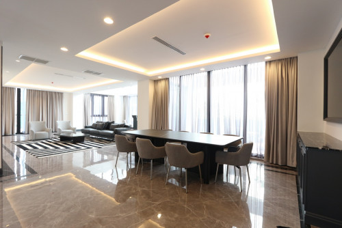 BKK1 area| Luxury penthouse 3 bed serviced apartment for rent in Phnom Penh