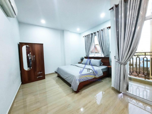 Phsar Duem Thkov area | Modern Two bedroom with gym for rent south of Russian market