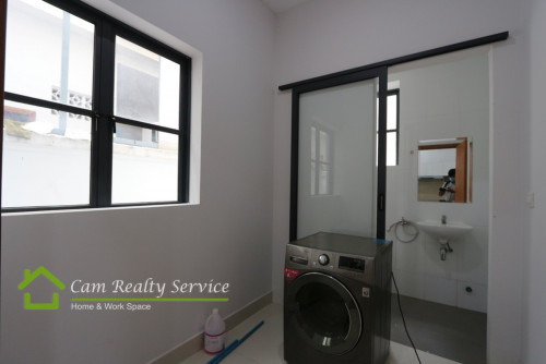 ISPP area | Beautiful 4 bedrooms twin-villa in gated community for rent